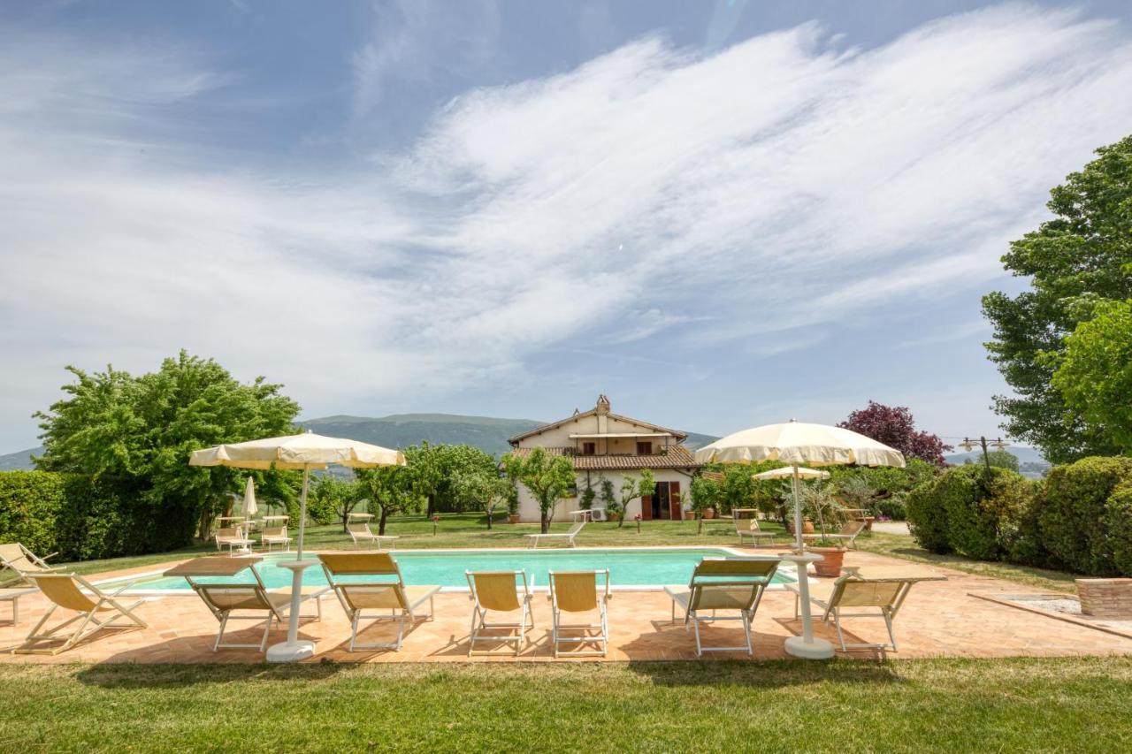 Agriturismo Il Barco Спелло Экстерьер фото