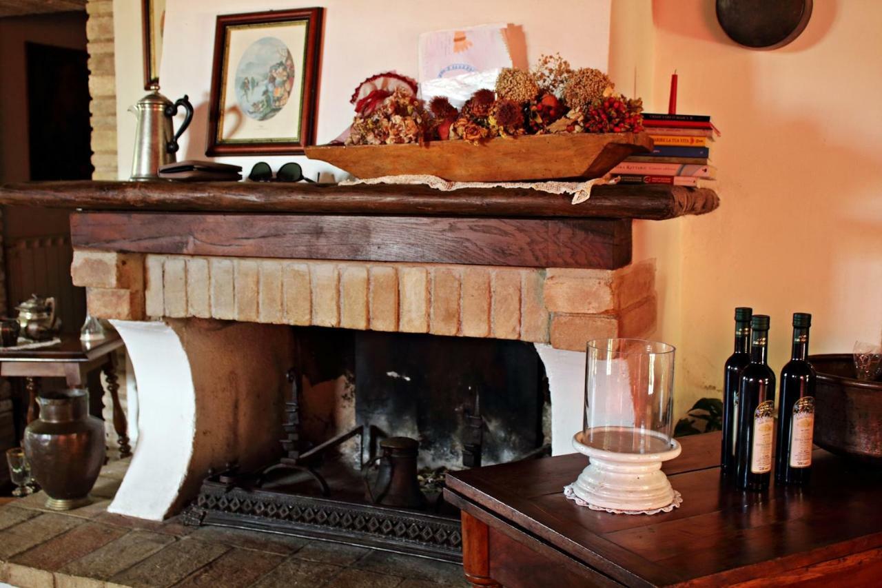 Agriturismo Il Barco Спелло Экстерьер фото
